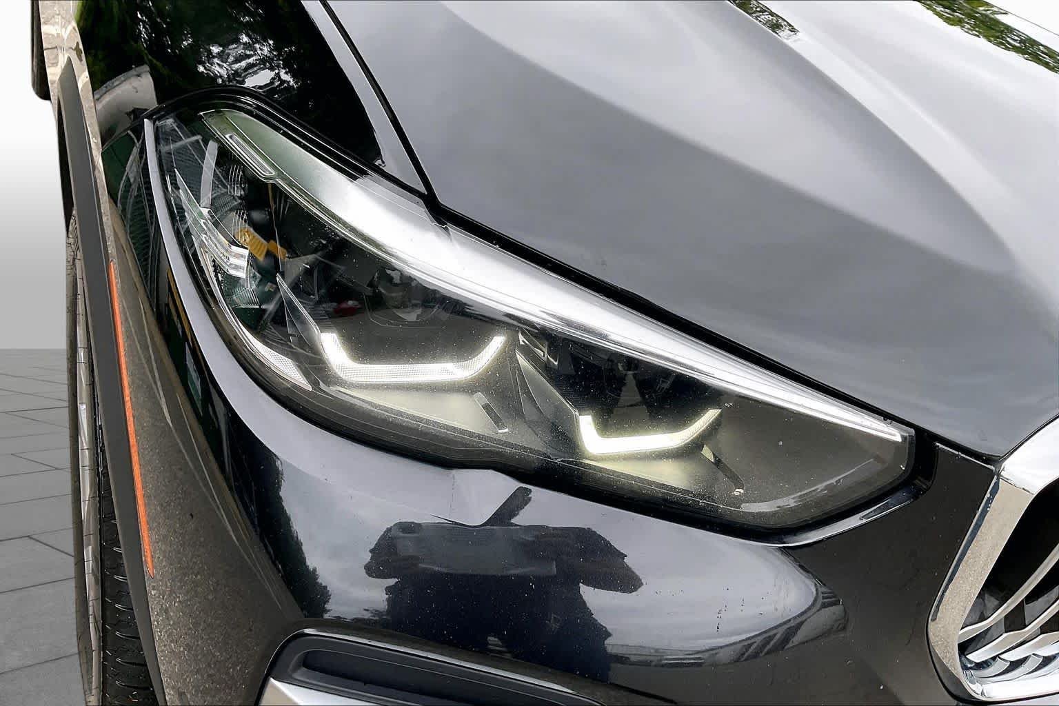 Used 2022 Black Sapphire Metallic BMW xDrive40i image 26