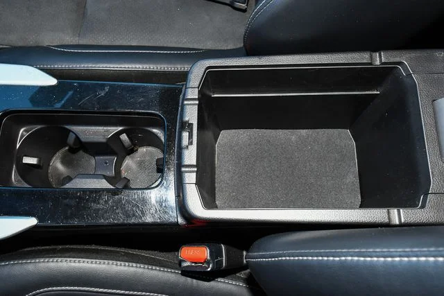 Used 2024 Black Mitsubishi SE image 37