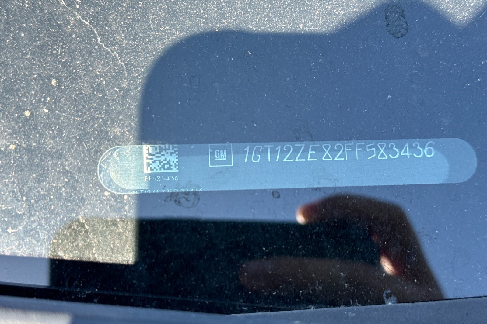 Used 2015  GMC SLT image 3