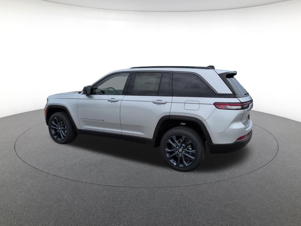 New 2026 Silver Zynith Jeep  image 11