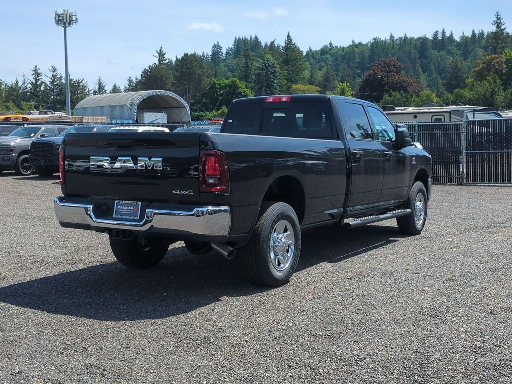 New 2026 Diamond Black Crystal Pearl-Coat Exterior Paint RAM Tradesman image 7