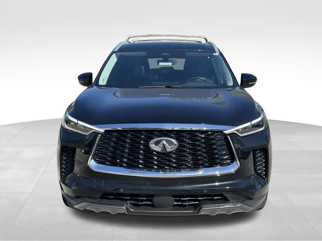 Used 2023 Black INFINITI Sensory image 4