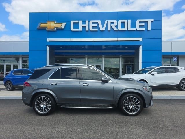 Used 2024 Gray Mercedes-Benz GLE 580 image 2