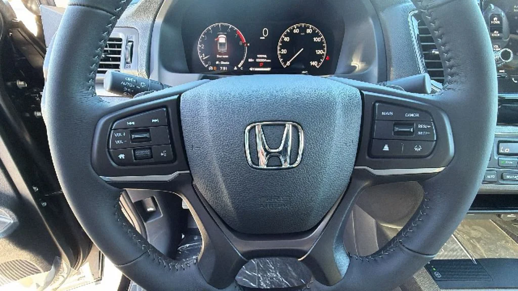New 2026 Crystal Black Pearl Honda RTL image 18
