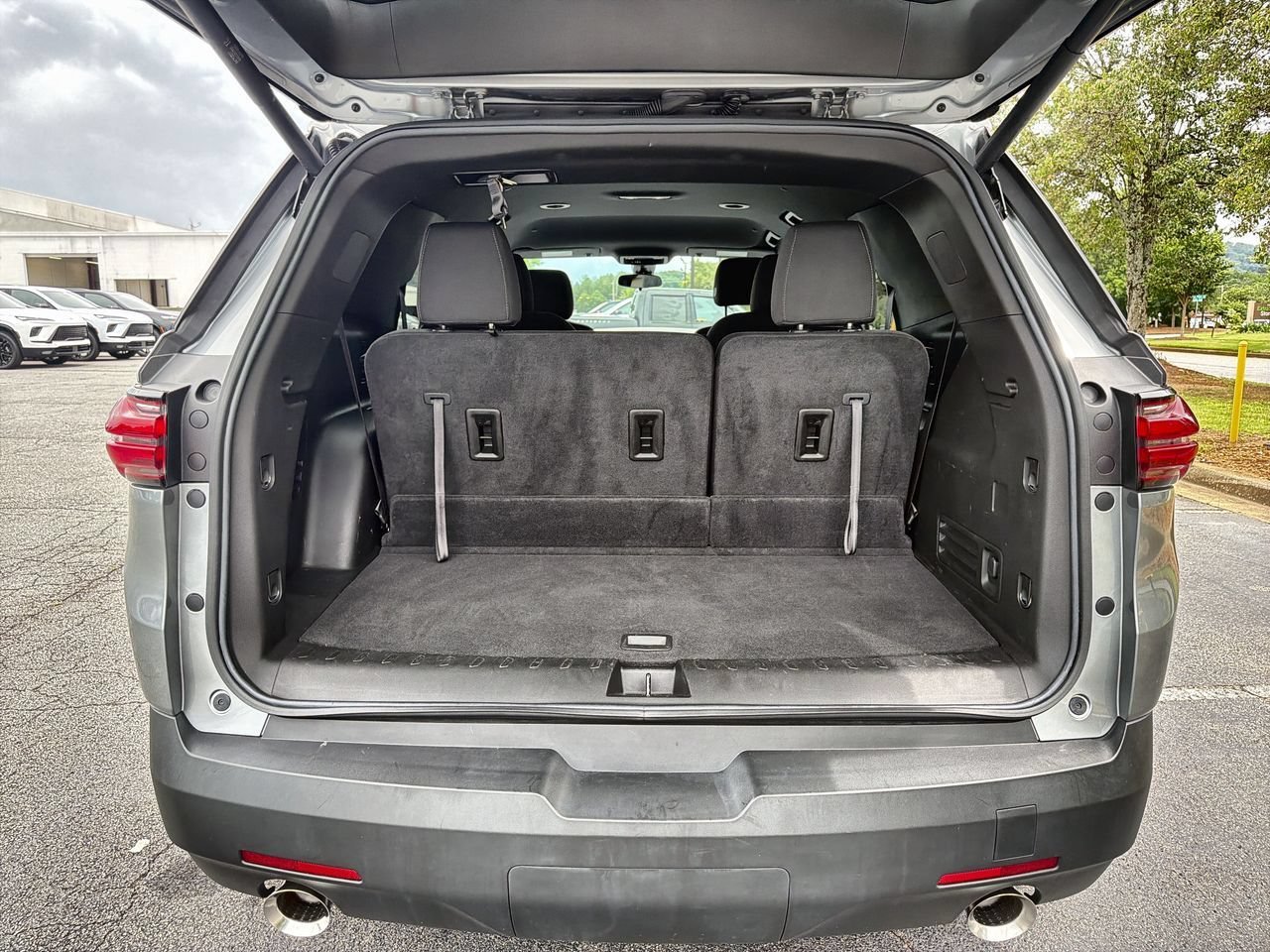 Used 2023 Sterling Gray Metallic Chevrolet LT Cloth image 21