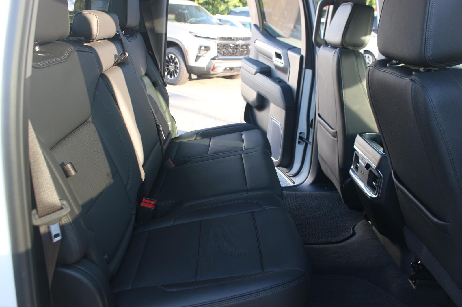 Used 2023 Summit White GMC Denali image 36