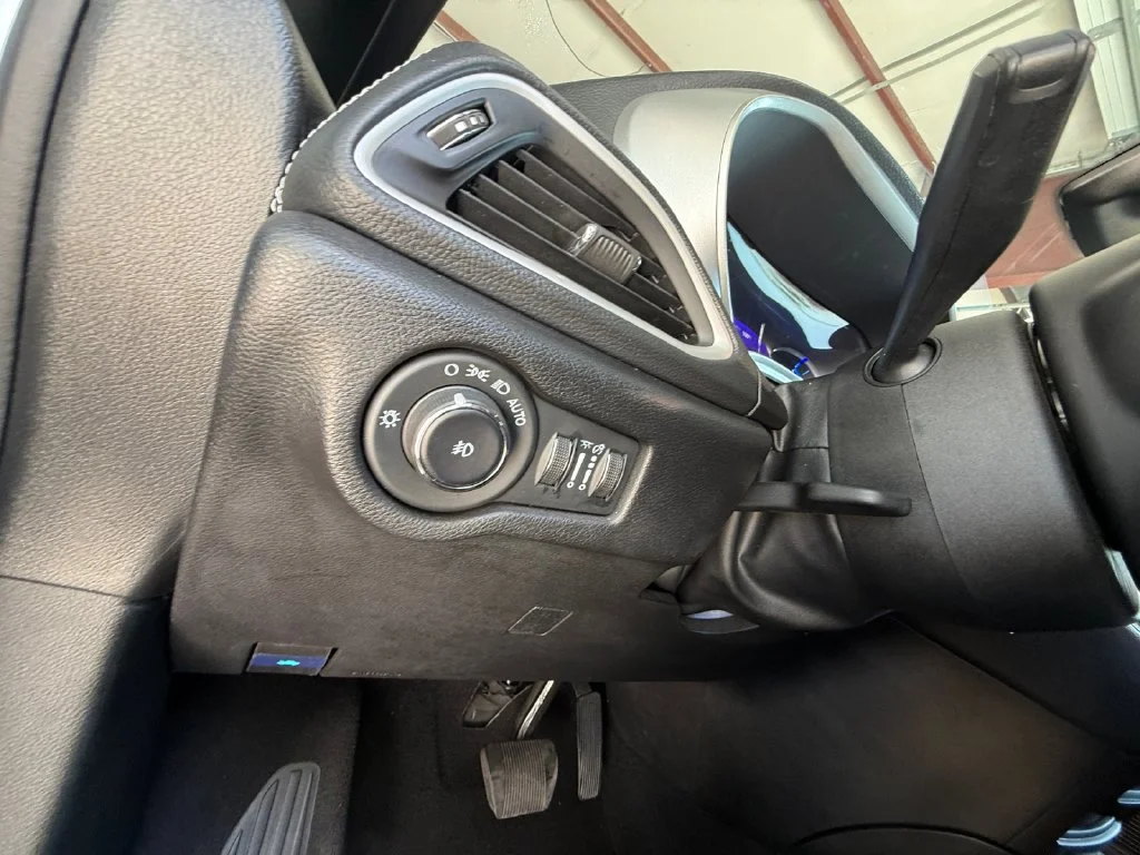 Used 2024 White Chrysler Select S Appearance image 23