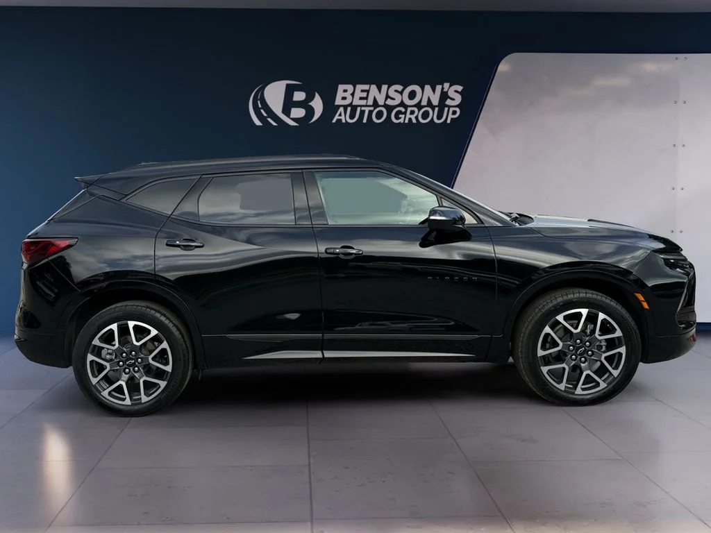 Used 2025 Black Chevrolet RS image 6