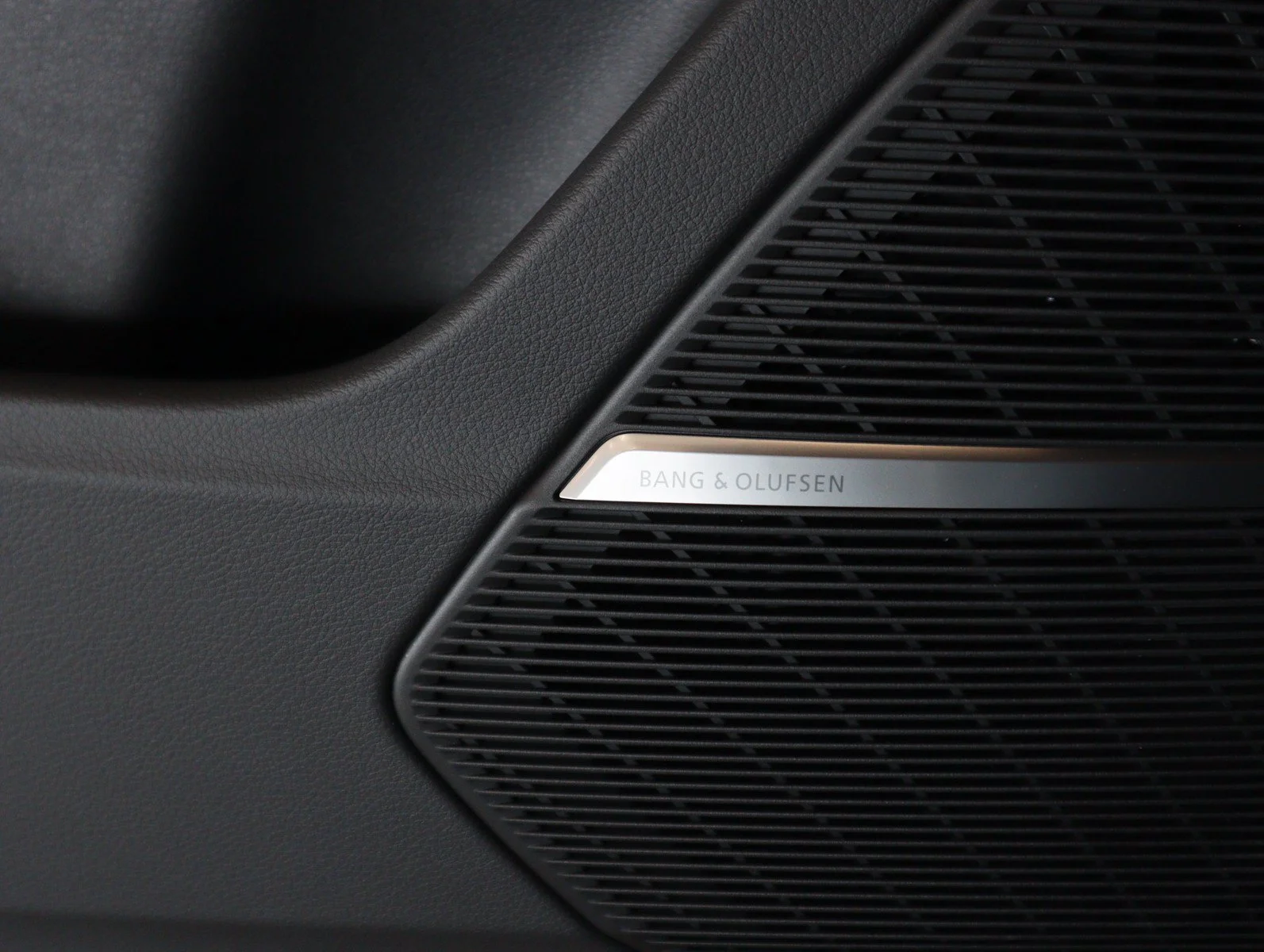 2027 Audi Q8 Premium - Photo 24