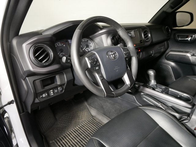 Certified Used 2019 Super White Toyota Double Cab TRD Sport w/ Premium Pkg image 10