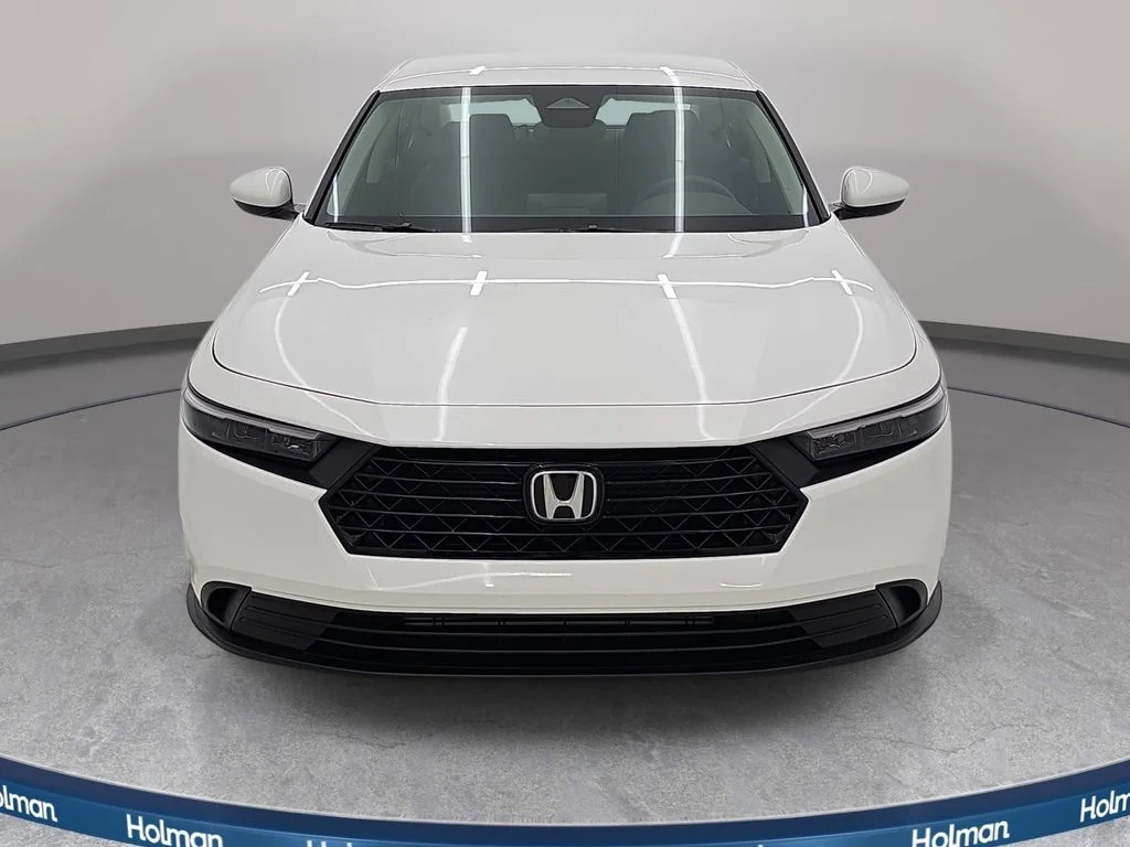 New 2026 Platinum White Pearl Honda LX image 2