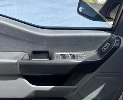 Used 2022 White Ford XL image 18