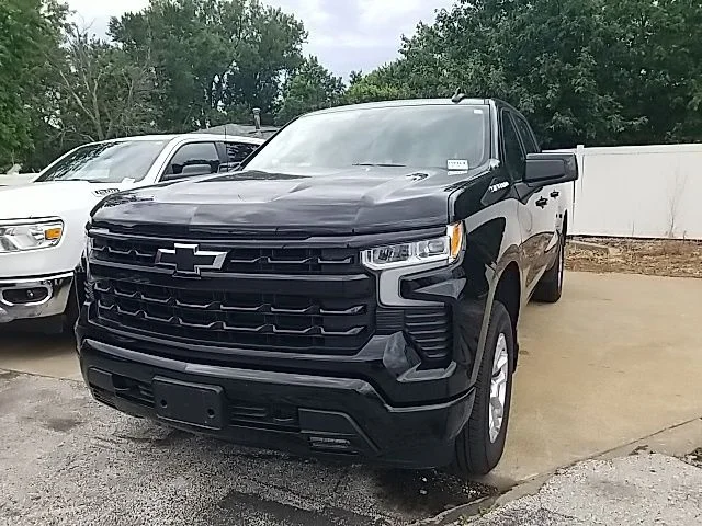 Used 2026 Black Chevrolet RST image 11