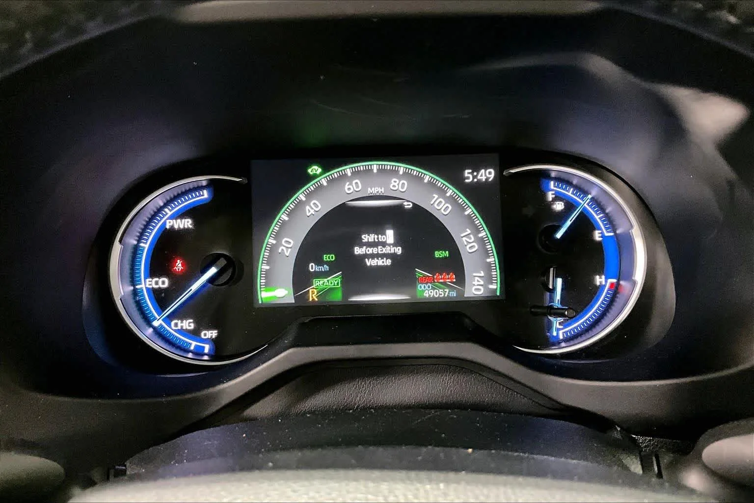 Used 2025 Ice Cap Toyota Hybrid XLE image 26