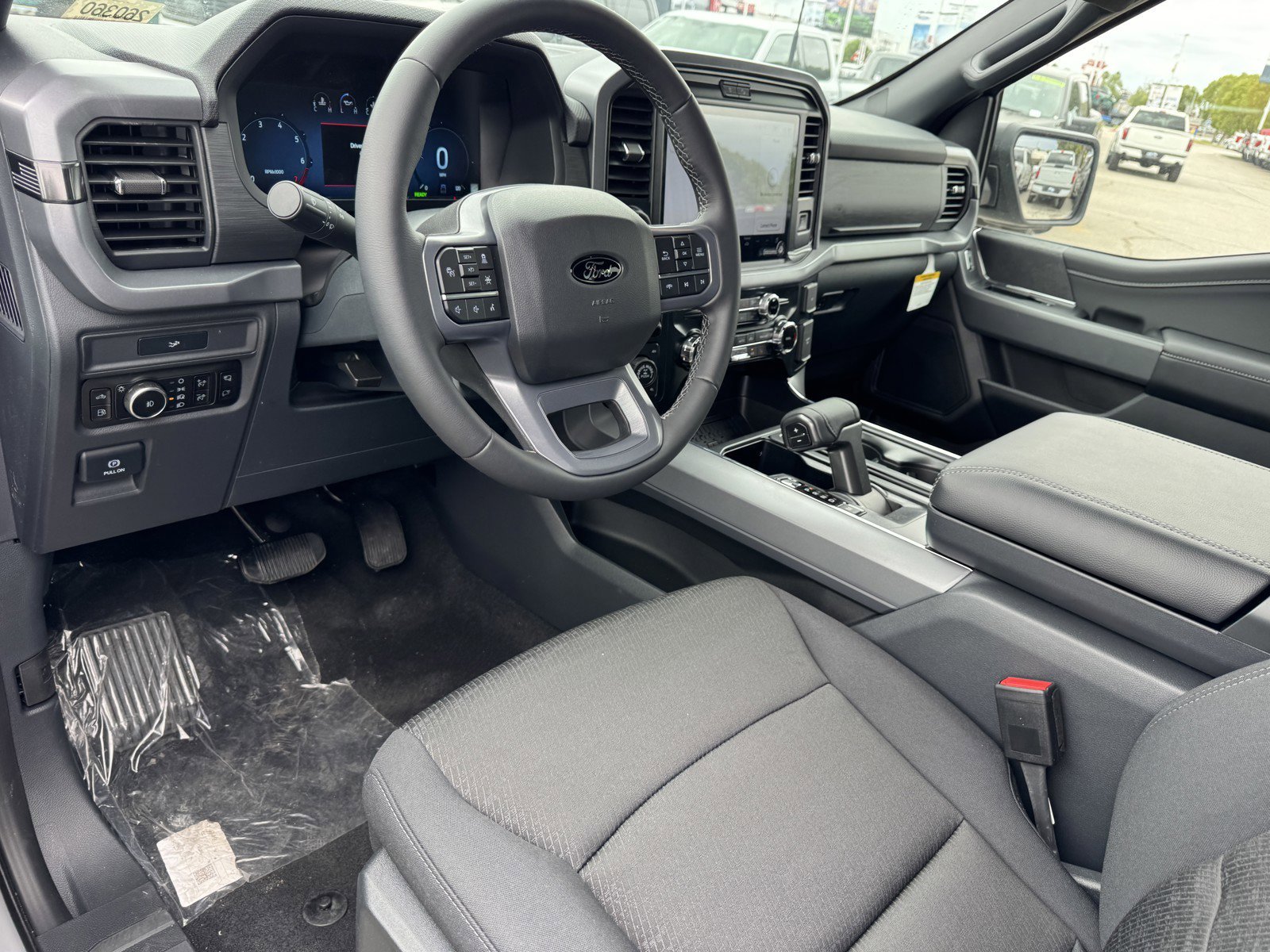 New 2026 Avalanche Ford XLT image 13