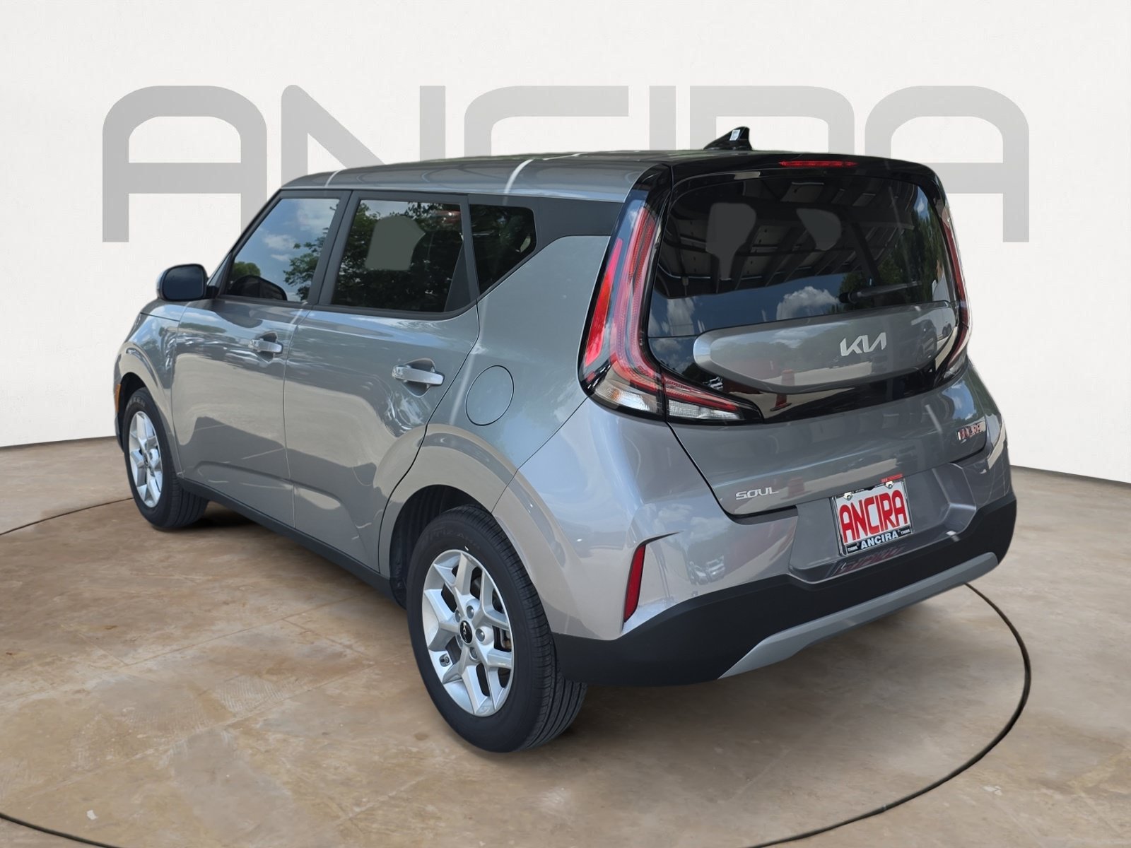Certified Used 2025 Steel Gray Kia LX image 6