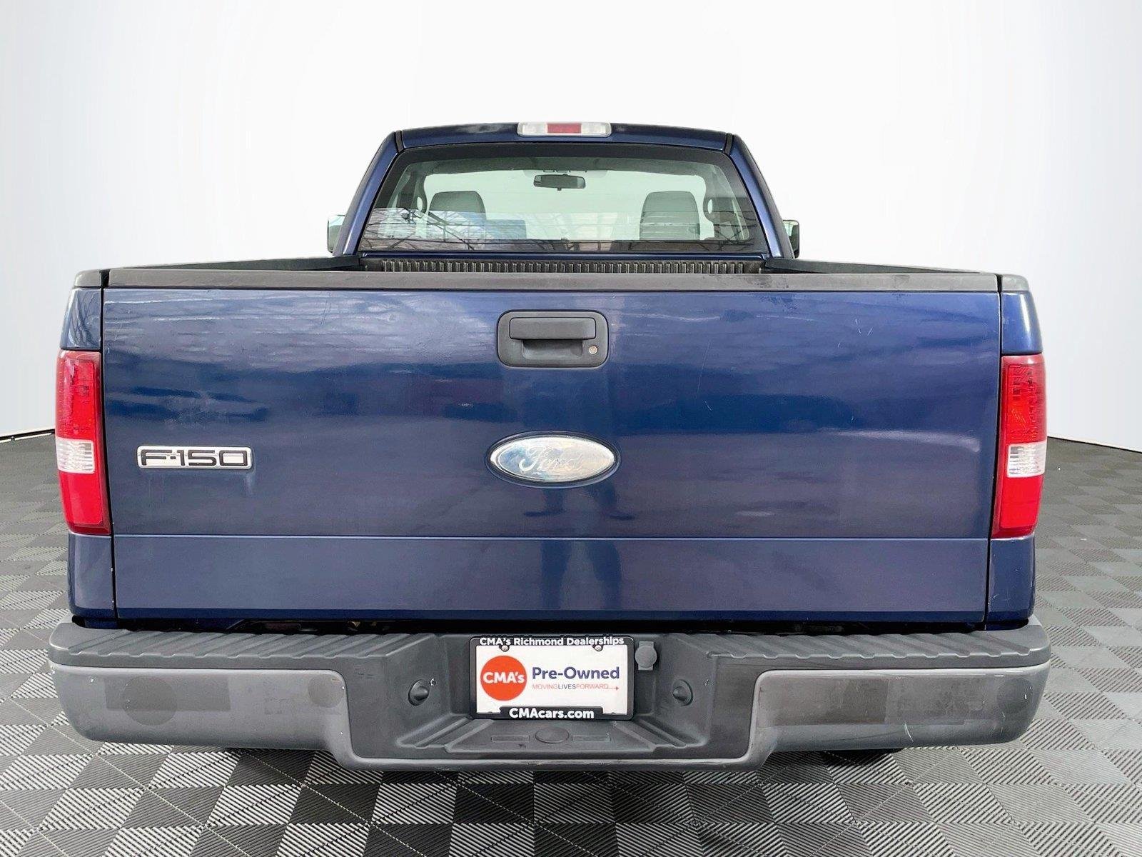 Used 2007 Dark Blue Pearl Metallic Ford XL image 7