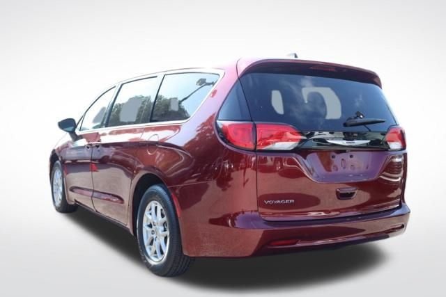 Used 2023 Red Chrysler LX image 10