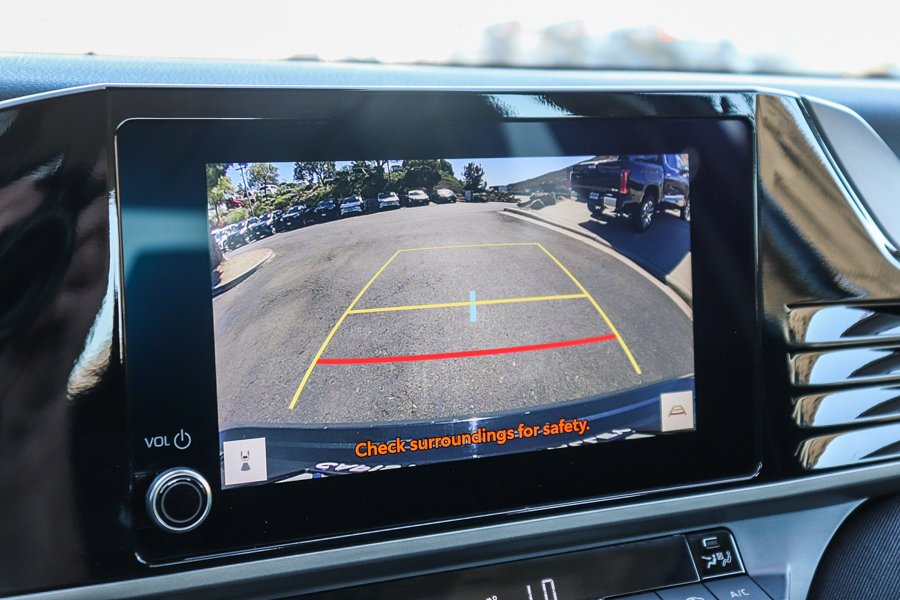 Certified Used 2025  Toyota LE image 24
