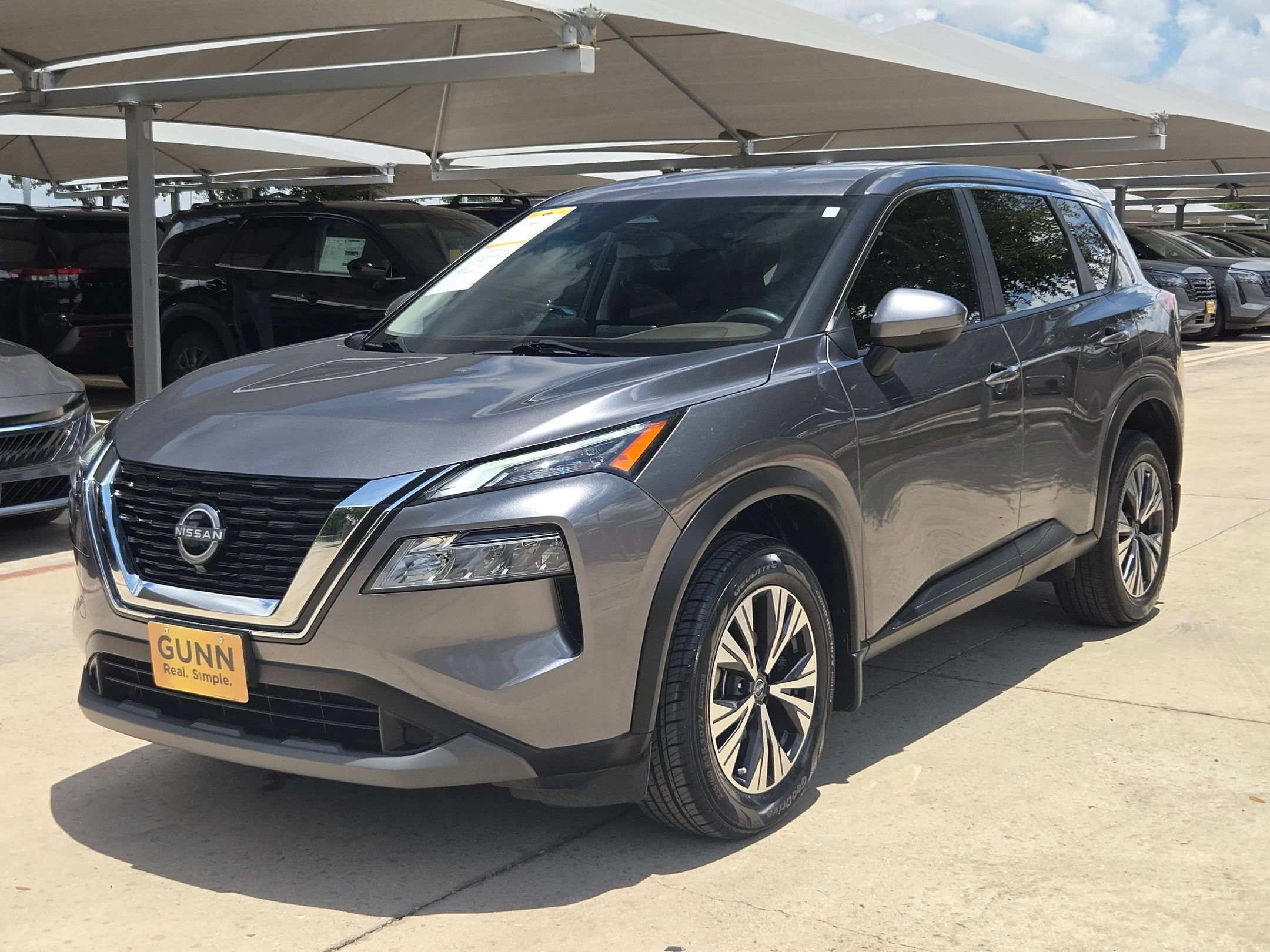 Used 2023 Gun Metallic Nissan SV image 7