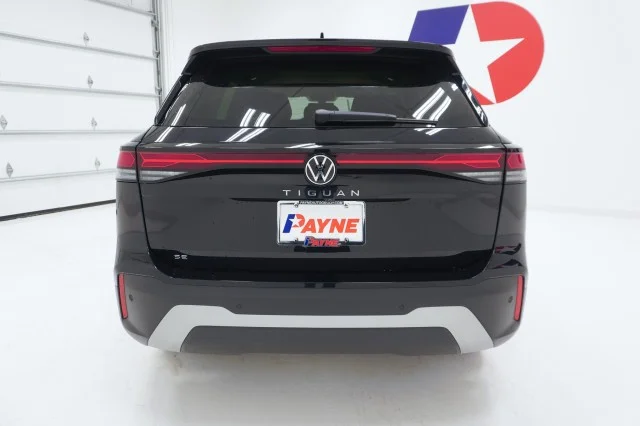 New 2026 Deep Black Pearl Volkswagen 2.0T SE image 6