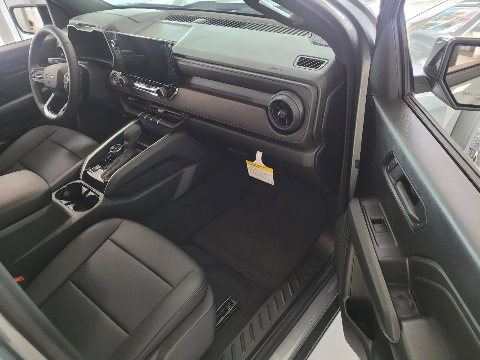 2026 Chevrolet Colorado Trail Boss - Photo 6