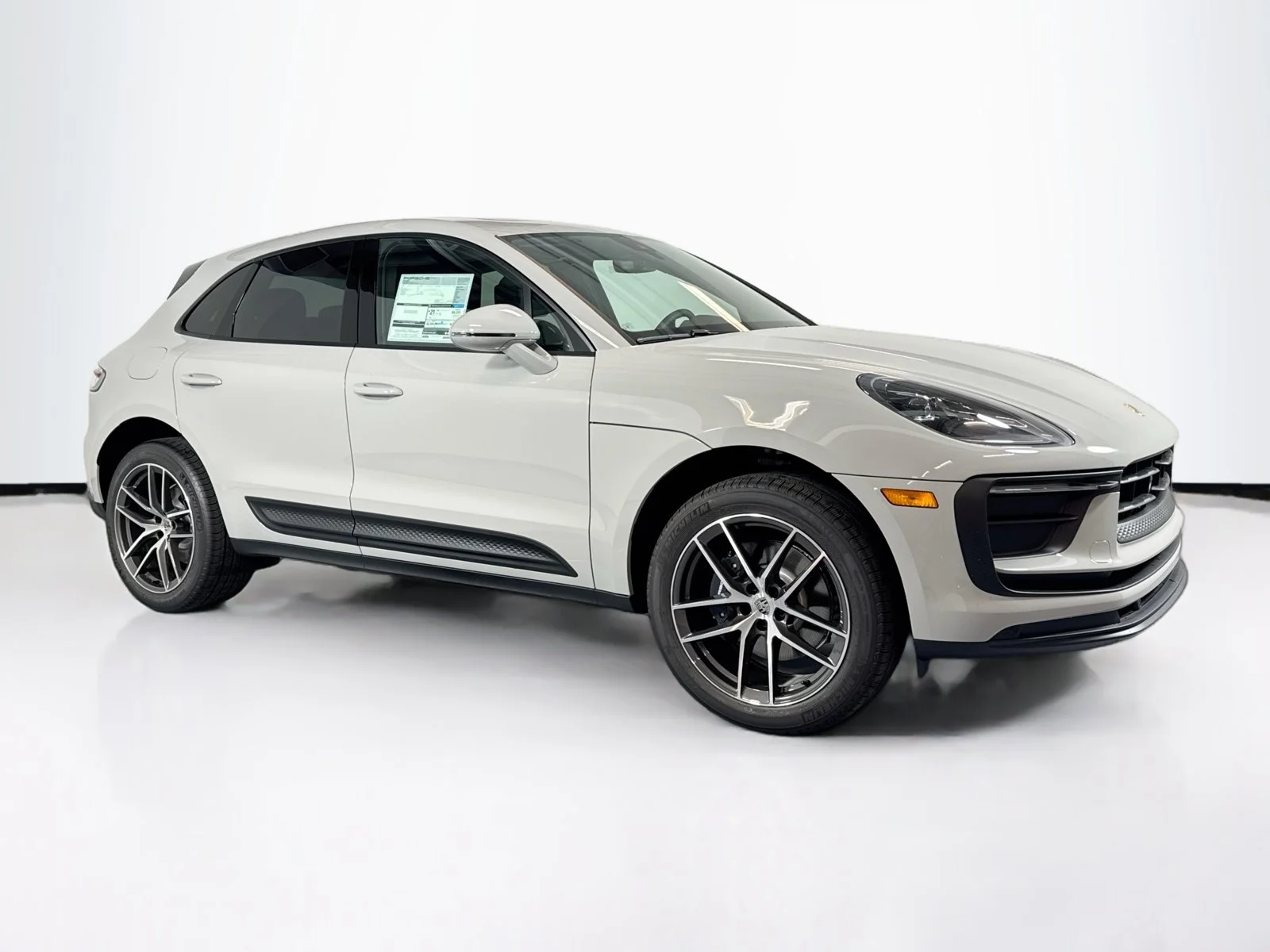 2026 Porsche Macan Base - Photo 7