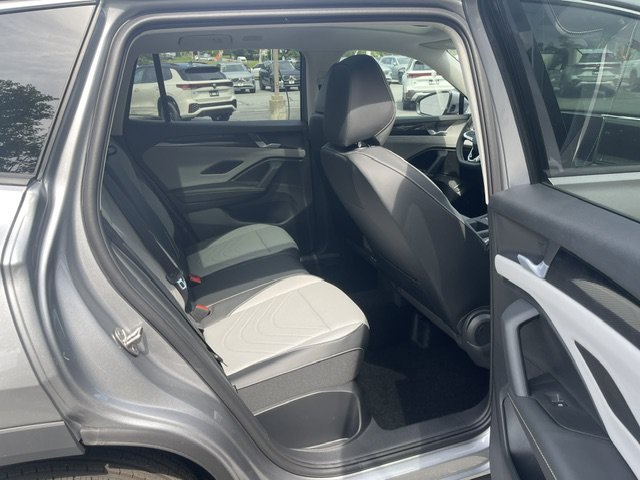 New 2026 Pyrite Silver Metallic Volkswagen SE AWD image 7