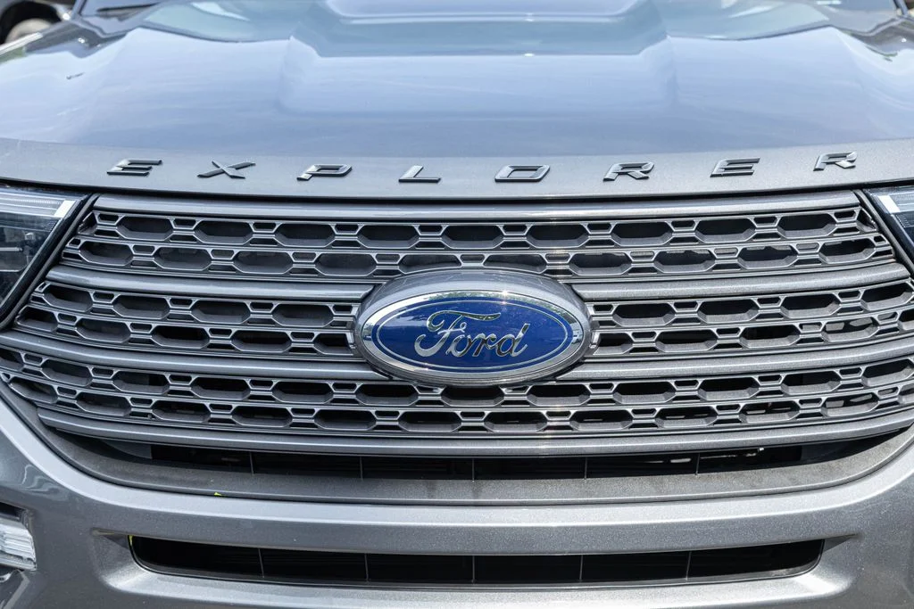 Used 2023 Gray Ford XLT image 8