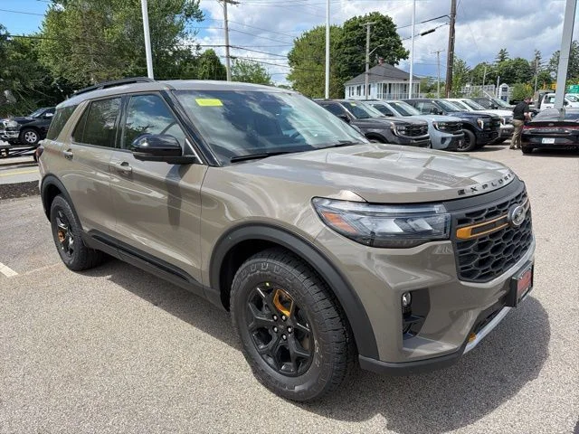 New 2026 Gray Ford Tremor image 1