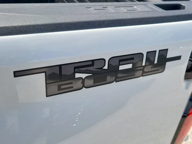 New 2026 Summit White Chevrolet LT image 34