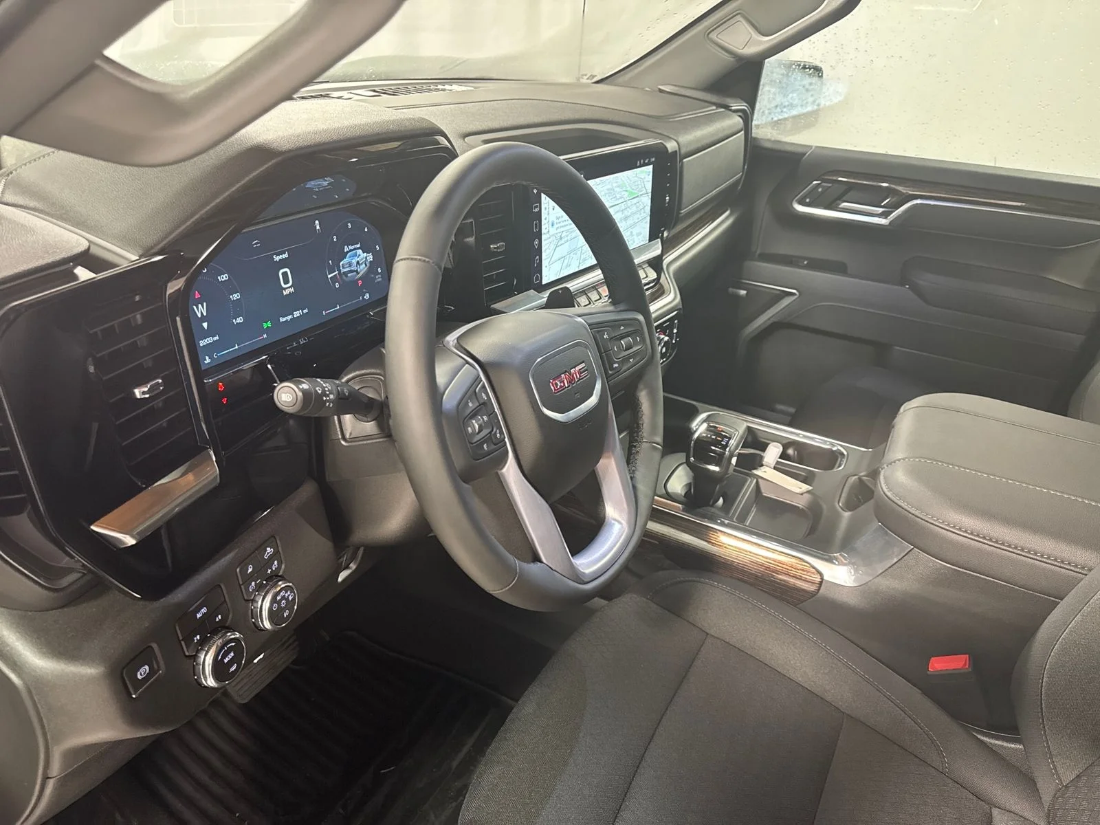 Used 2026 Summit White GMC Elevation image 22