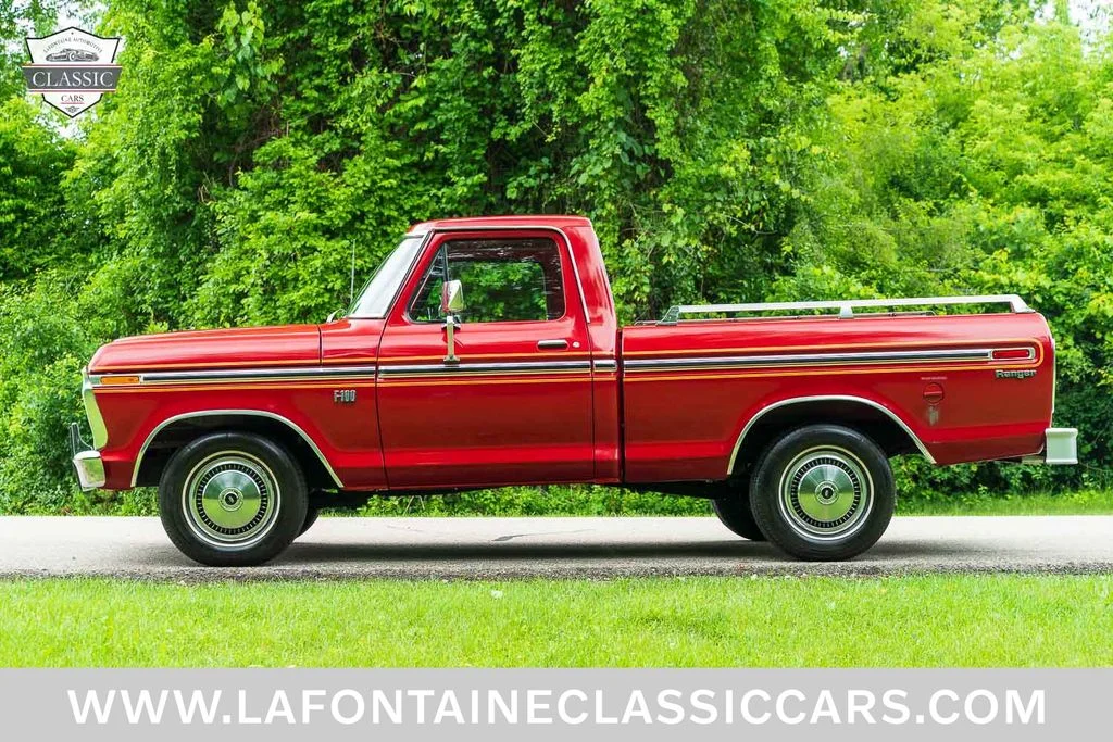 Used 1975 Red Ford  image 6