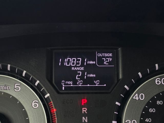 Used 2016 Lunar Silver Metallic Honda SE image 4
