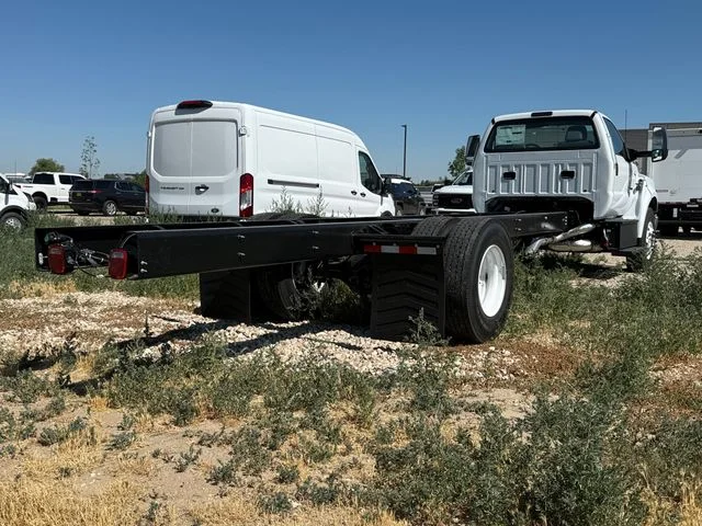 New 2026 Oxford White Ford Base image 5