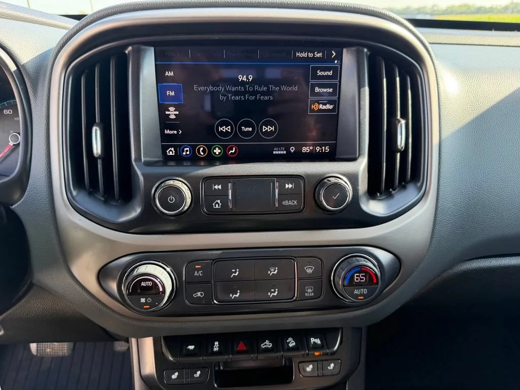 Used 2021 BRIGHT BLUE METALLIC Chevrolet 4WD Z71 image 19
