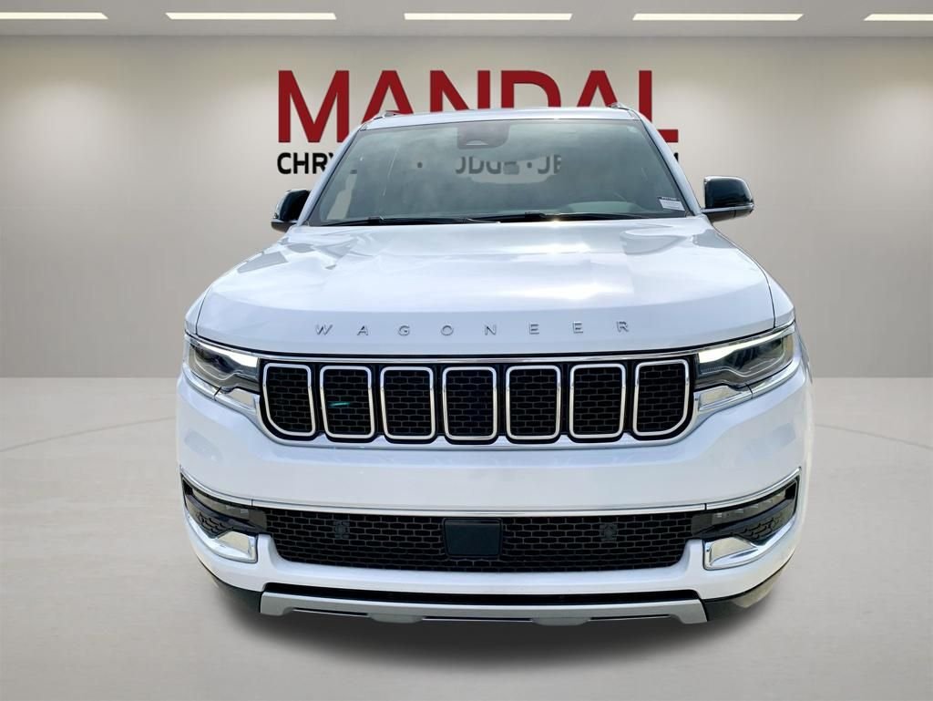 Used 2025 White Jeep Series II image 3