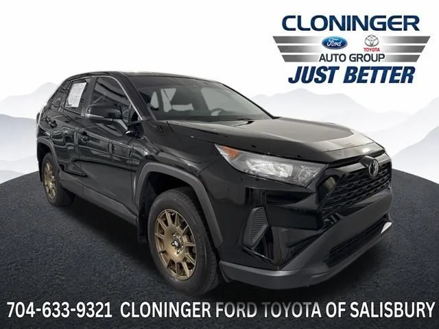 2022 Toyota RAV4 LE