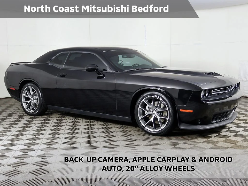 2022 Dodge Challenger GT Auto's photo