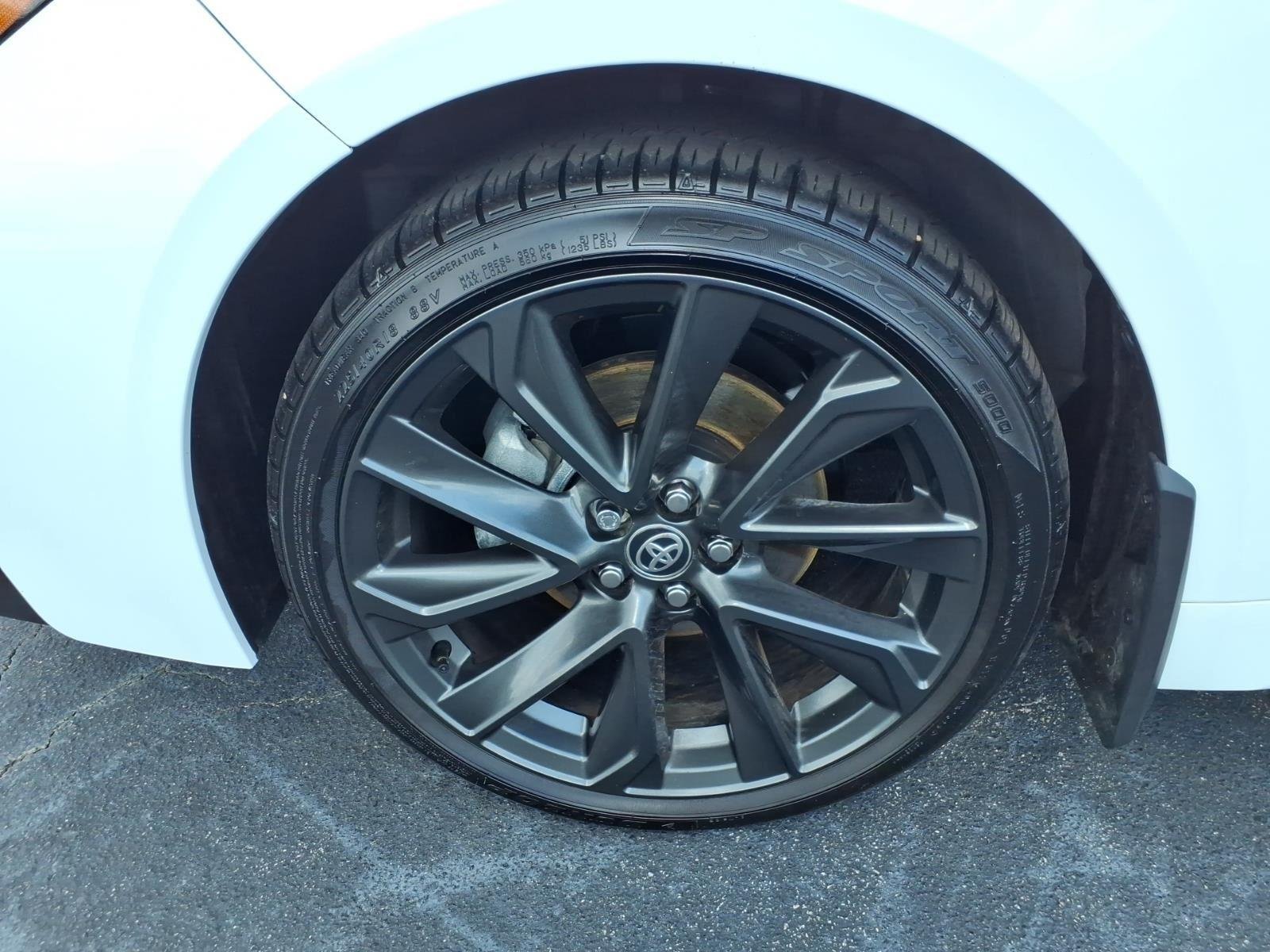 Used 2026 Ice Cap Toyota SE image 10