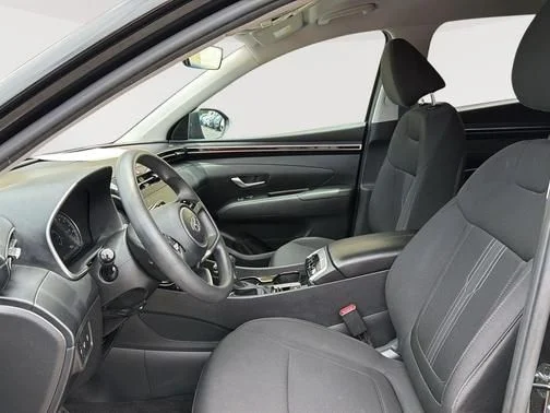 Used 2023 Black Hyundai SEL image 9