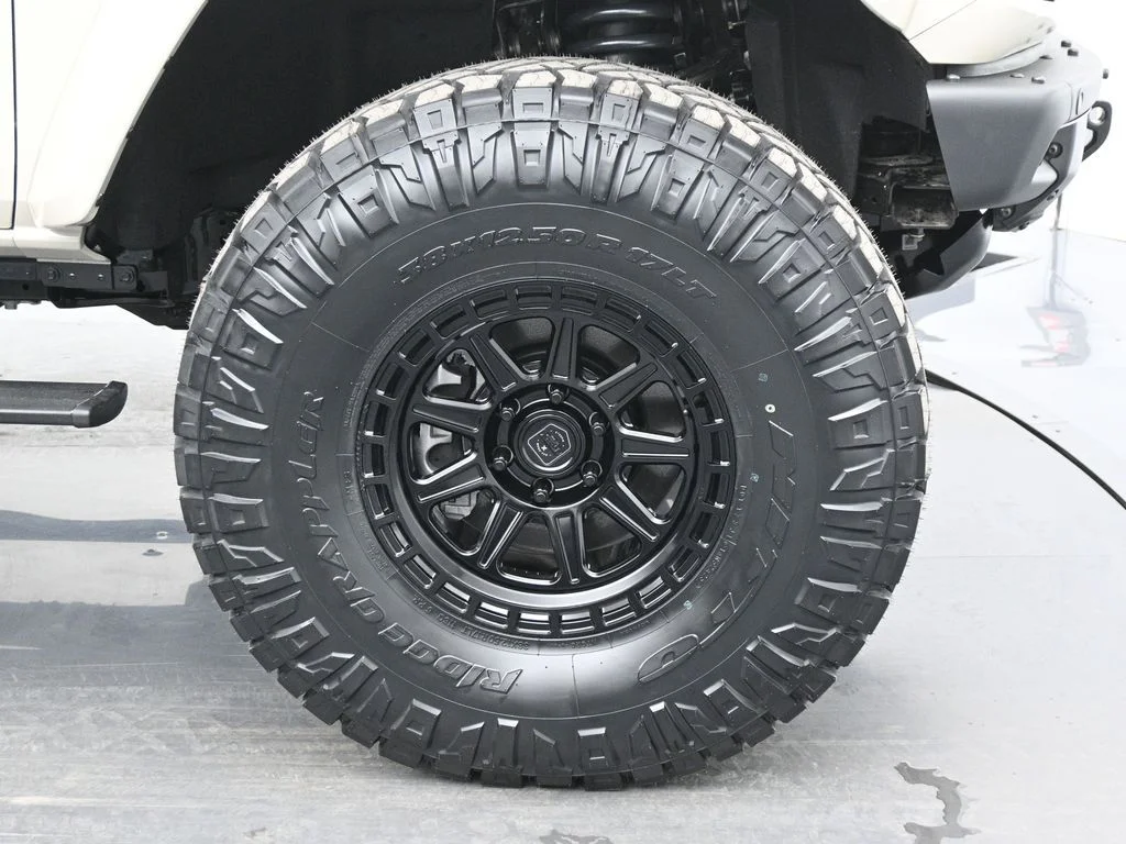 New 2025 Beige Ford Raptor image 22