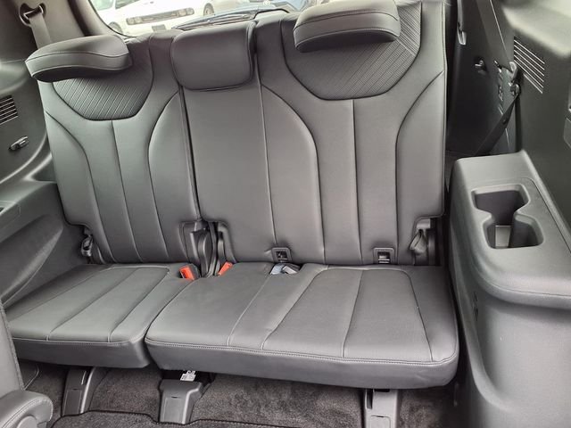 Used 2025 Silver Hyundai SEL image 11