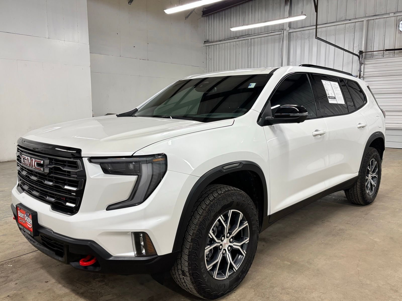 Used 2025 White GMC AT4 image 3