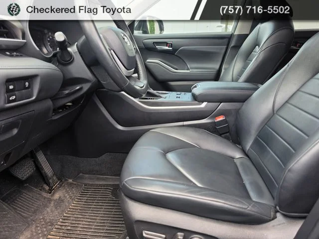 Used 2023 Magnetic Gray Metallic Toyota XLE image 9