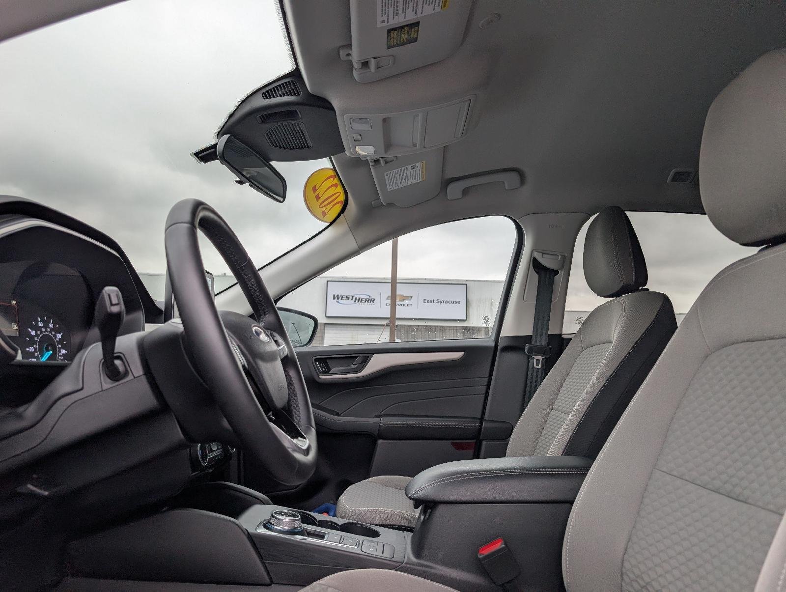 Used 2022 Carbonized Gray Ford SE image 9