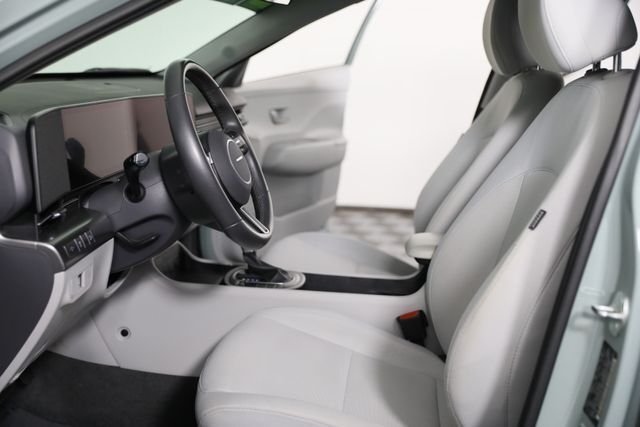 2025 Hyundai Kona SEL - Photo 19