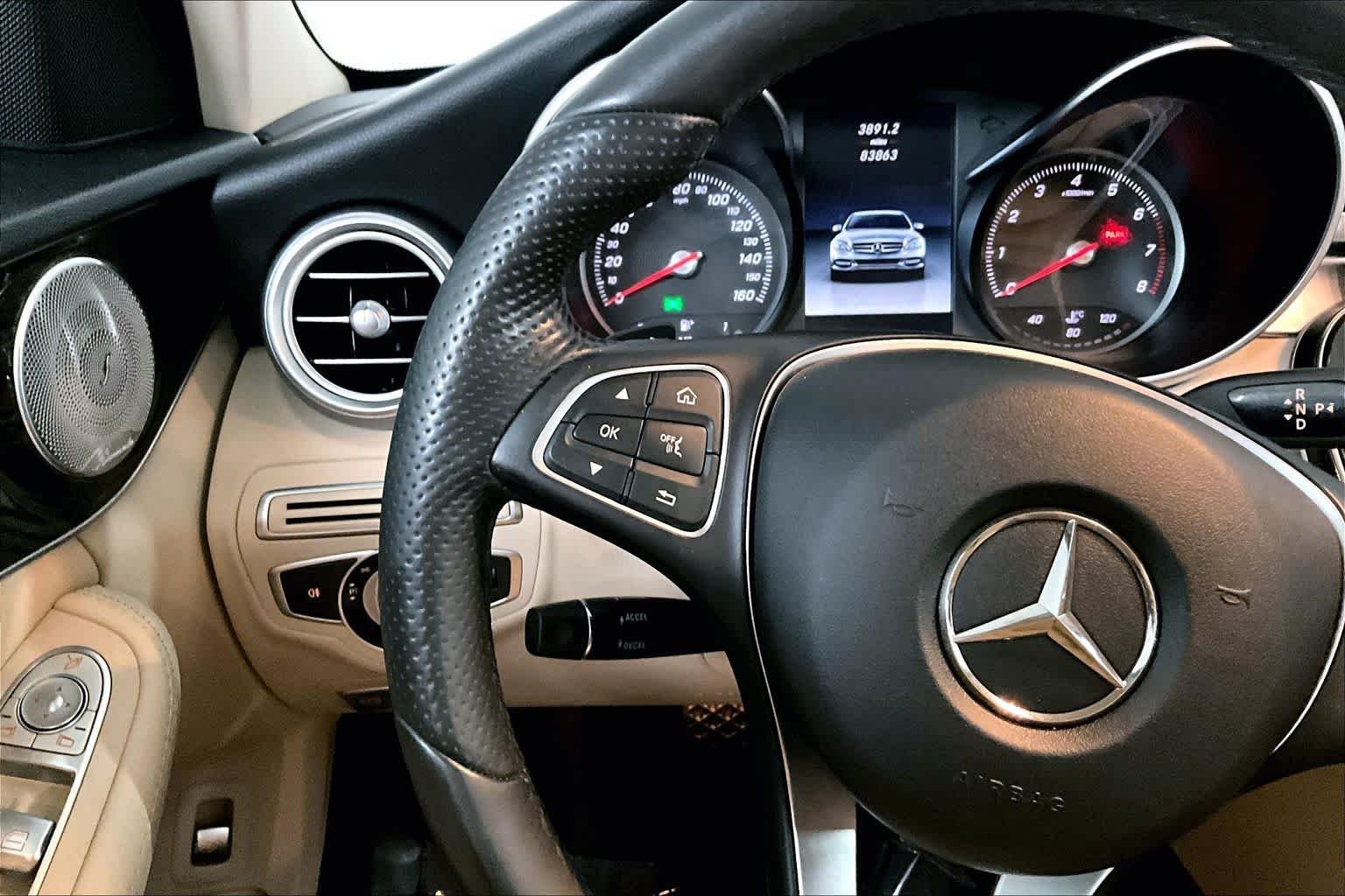 Used 2016 Polar White Mercedes-Benz C 300 image 24