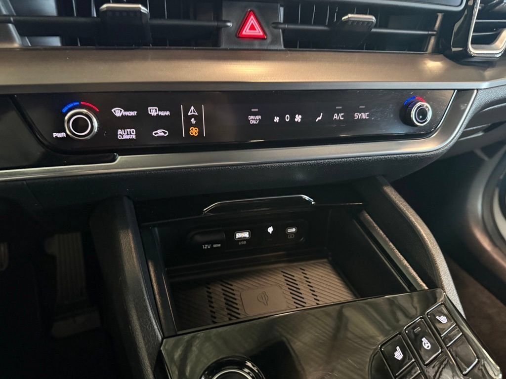 Used 2023 White Kia EX image 13