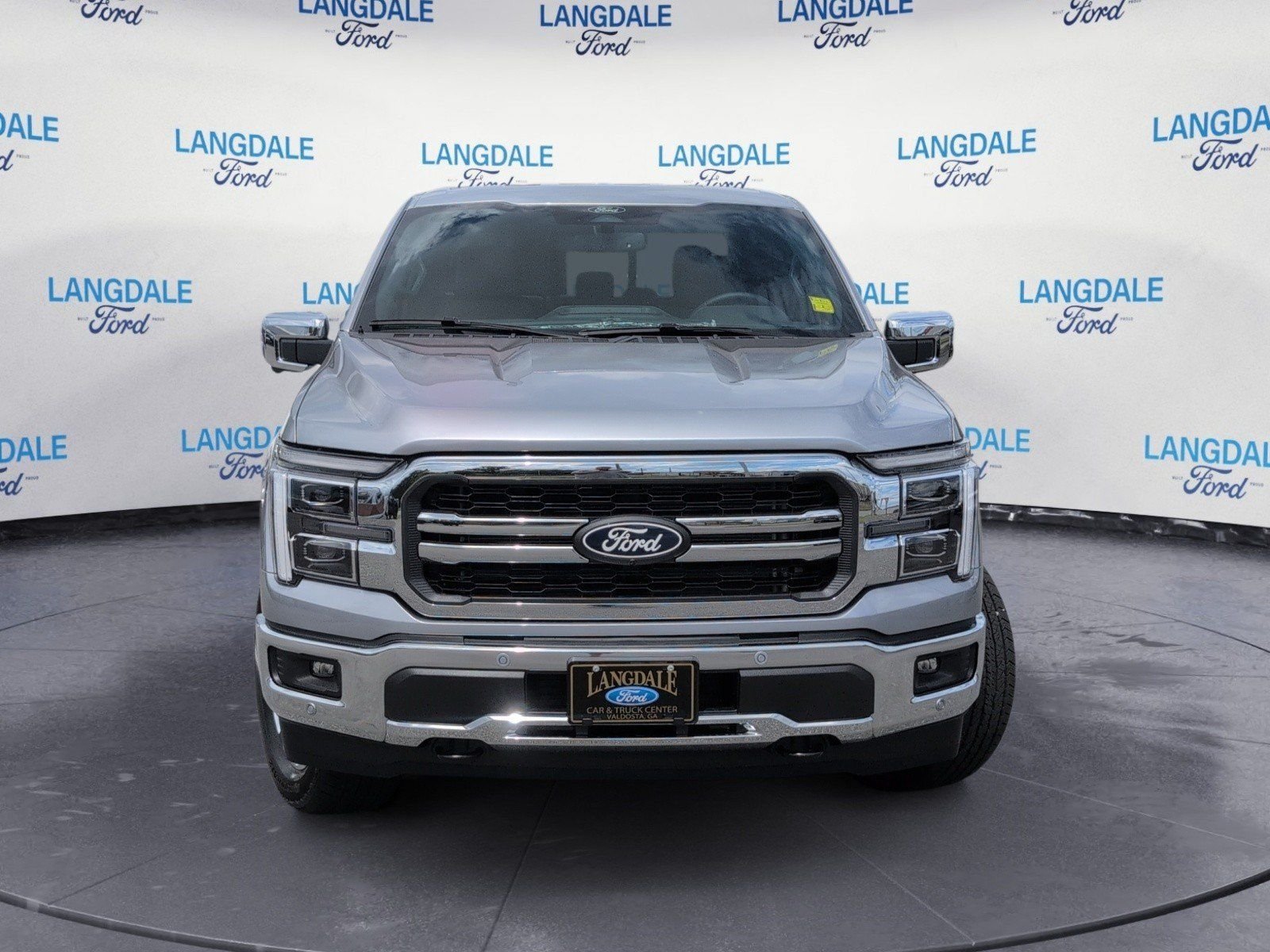 New 2026 Iconic Silver Metallic Ford Lariat image 12